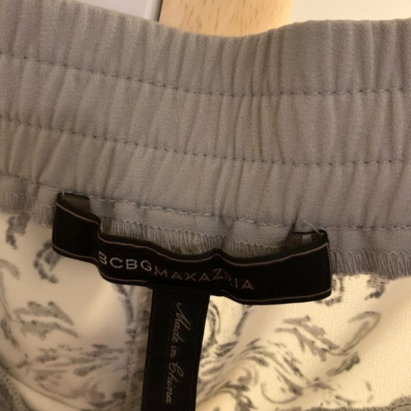 BCBGMAXAZRIA Grey Shorts - Picture 2 of 3